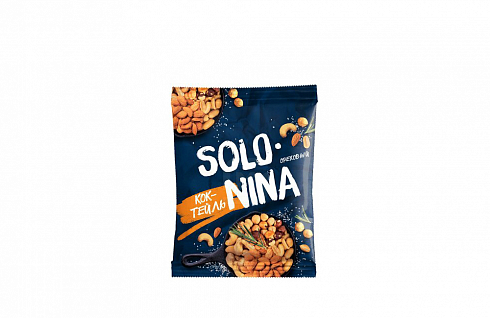 SOLO NINA roasted salted nut mix